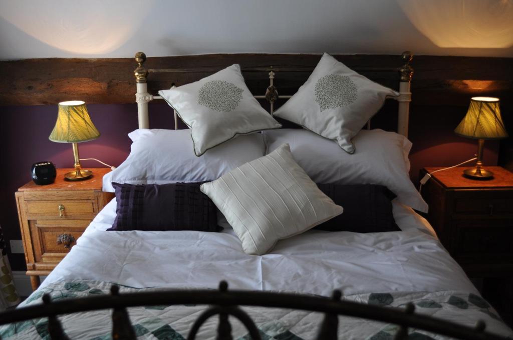 Old Ivy House Bed & Breakfast Nuneaton Phòng bức ảnh