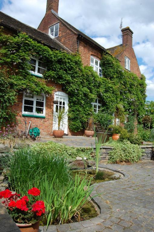 Old Ivy House Bed & Breakfast Nuneaton Ngoại thất bức ảnh